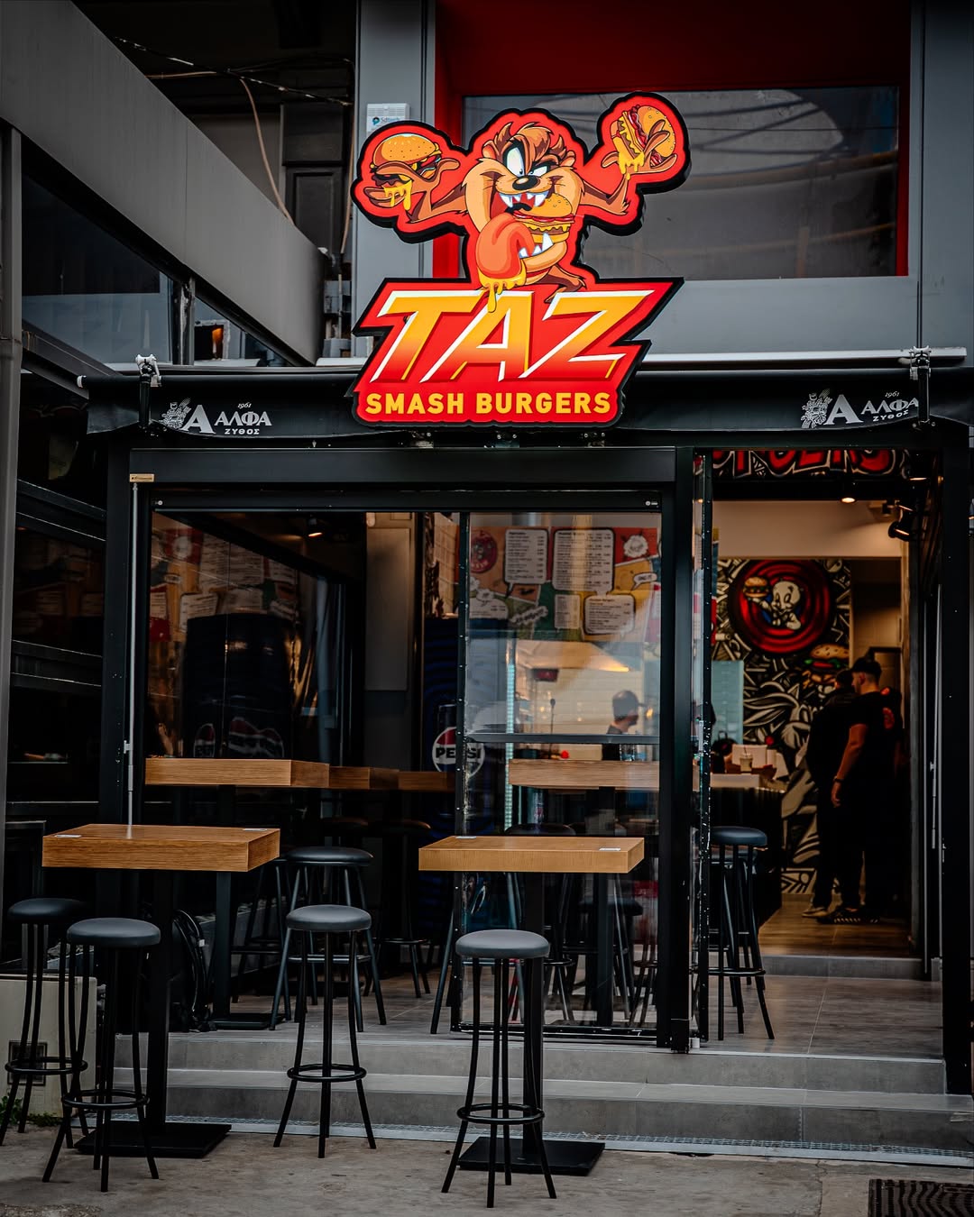 Taz Smash storefront